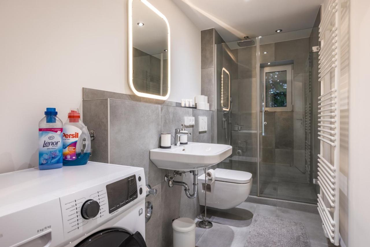 Bright - Beachstyle - Kitchen - Kingbed - Parking - Netflix Lägenhet Augsburg Exteriör bild